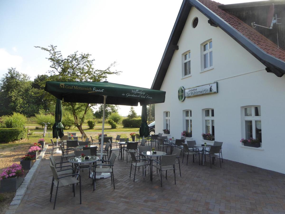Landgasthaus Zur Muehlenwirtin Petershagen Exterior photo